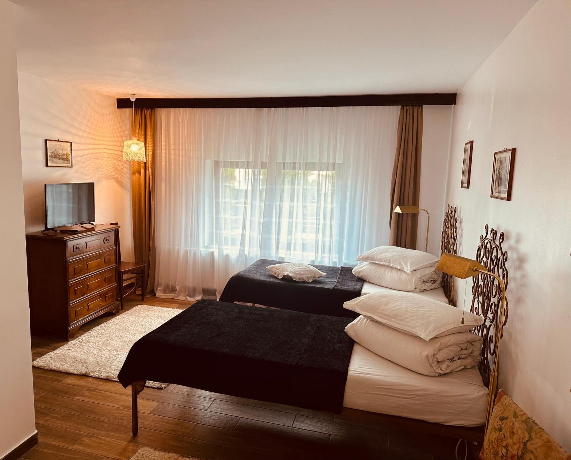 Casa Pisica Noastra Hotel Breáza Kültér fotó
