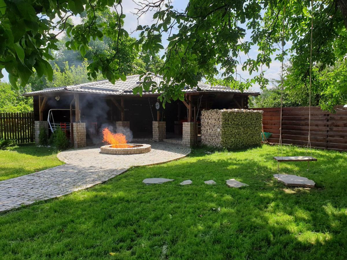 Casa Pisica Noastra Hotel Breáza Kültér fotó